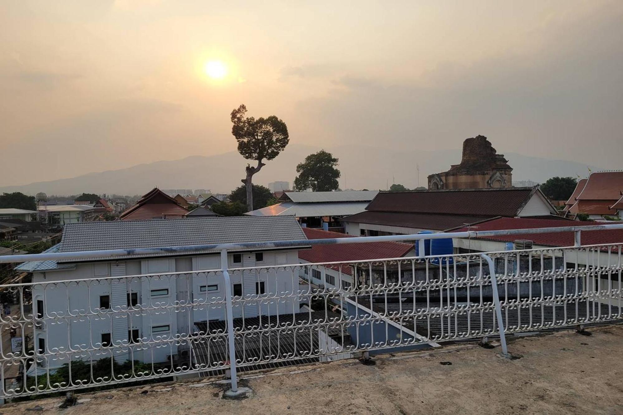 Hotel Asaya House Chiang Mai Zewnętrze zdjęcie
