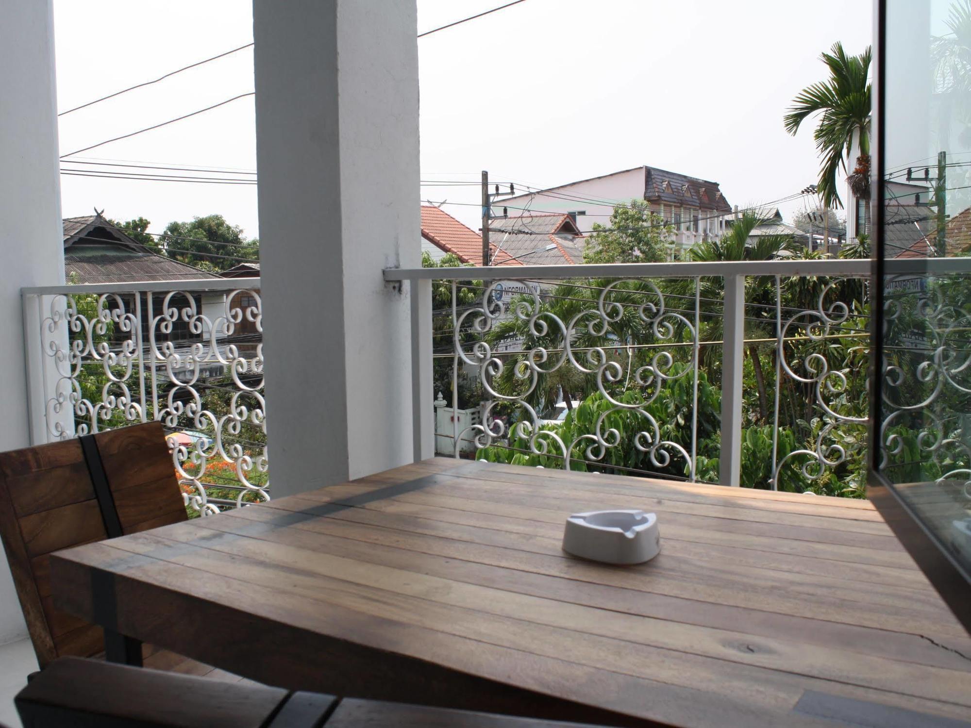 Hotel Asaya House Chiang Mai Zewnętrze zdjęcie